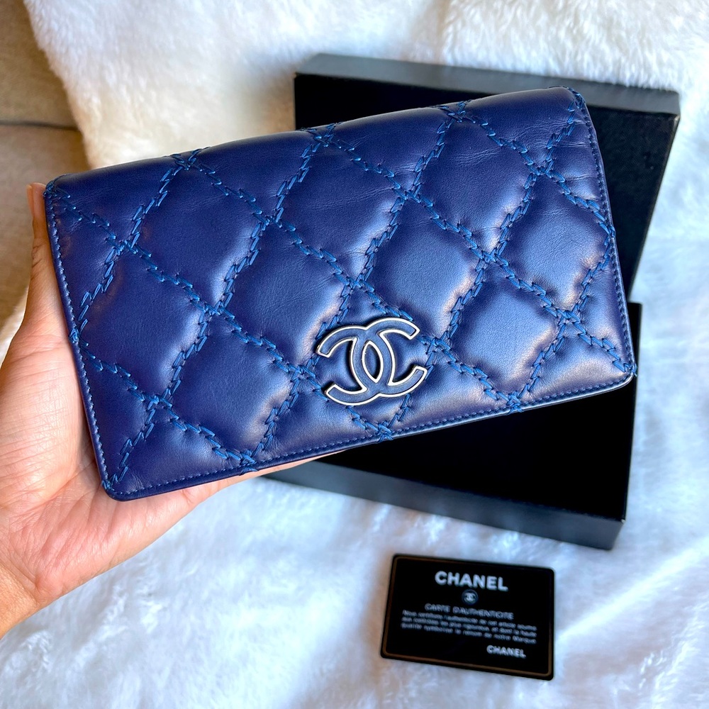 Chanel wallet